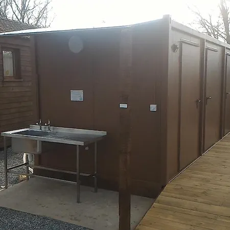Touring Pitch With Electric And Upto 4 Persons 3* Bressuire
